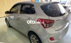 Hyundai Grand i10 2015 - Cần bán xe Hyundai Grand i10 Hatchback 1.2MT năm sản xuất 2015, màu bạc