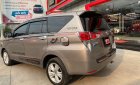 Toyota Innova 2018 - Cần bán xe Toyota Innova 2.0V năm 2018, màu xám giá cạnh tranh