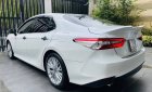 Toyota Camry 2019 - Bán Toyota Camry năm sản xuất 2019, màu trắng, nhập khẩu