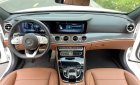 Mercedes-Benz E300 2020 - Bán ô tô Mercedes E300 AMG năm 2020, màu trắng