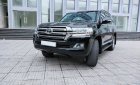 Toyota Land Cruiser 2016 - Cần bán gấp Toyota Land Cruiser VX 4.6 V8 sản xuất năm 2016, màu đen, xe nhập