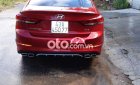 Hyundai Elantra 2017 - Bán Hyundai Elantra 2.0 AT sản xuất năm 2017, màu đỏ số tự động