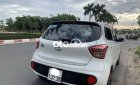 Hyundai Grand i10 2017 - Bán Hyundai Grand i10 1.2 MT sản xuất 2017, màu trắng