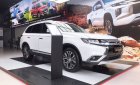 Mitsubishi Outlander 2022 - Bán xe Mitsubishi Outlander 2.4 CVT Premium sản xuất 2022, màu trắng