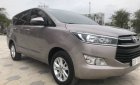 Toyota Innova 2019 - Cần bán lại xe Toyota Innova 2.0E sản xuất 2019, màu nâu số sàn