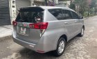 Toyota Innova 2017 - Bán xe Toyota Innova 2.0E năm sản xuất 2017, màu ghi xám, giá 470tr