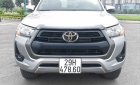 Toyota Hilux 2021 - Bán ô tô Toyota Hilux 2.4 năm 2021, màu bạc, xe nhập còn mới, giá chỉ 760 triệu