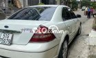 Ford Focus 2005 - Xe Ford Focus sản xuất năm 2005, màu trắng