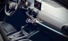 Audi Q2 2018 - Bán Audi Q2 năm 2018, màu vàng, nhập khẩu