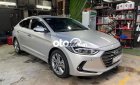 Hyundai Elantra 2017 - Cần bán xe Hyundai Elantra 2.0AT năm 2017, màu bạc chính chủ