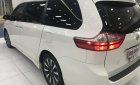 Toyota Sienna 2018 - Xe màu trắng