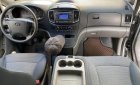 Hyundai Starex 2017 - Màu bạc