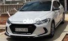 Hyundai Elantra 2017 - Bán Hyundai Elantra Sport sản xuất năm 2017, màu trắng còn mới, 520tr