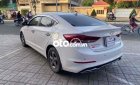 Hyundai Elantra 2018 -  Màu trắng