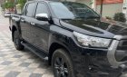 Toyota Hilux 2021 - Bán xe Toyota Hilux 2.4E 4X2 AT 2021, màu đen