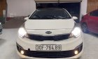 Kia Rio 2016 - Màu trắng, giá 400tr