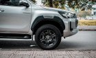 Toyota Hilux 2021 - Màu bạc, nhập khẩu, giá 760tr