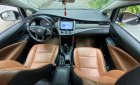 Toyota Innova 2.0E 2019 - Cần bán Toyota Innova 2.0E đời 2019, màu xám, giá 596tr