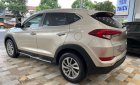 Hyundai Tucson 2018 - Màu vàng cát, giá cực tốt