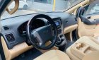 Hyundai Starex 2017 - Màu ghi, 666tr