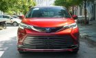 Toyota Sienna 2022 - Xe màu đỏ