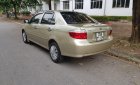 Toyota Vios 2004 - Màu vàng cát