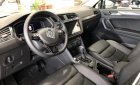 Volkswagen Tiguan 2021 - Trả góp 0% lãi suất, ưu đãi tiền mặt, tặng phụ kiện, xe sẵn giao ngay