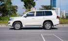 Toyota Land Cruiser 2021 - Biển Hà Nội - Xe gầm cao - Máy zin - Tặng 12 lần rửa xe, thay dầu cho chủ mới