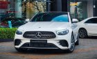 Mercedes-Benz E300 2022 - Màu trắng nhẹ nhàng lướt phố, click ngay để nhận ưu đãi khủng