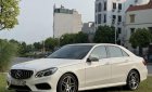 Mercedes-Benz E400 2013 - Màu trắng, nội thất kem