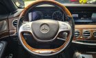 Mercedes-Benz 2016 - Màu đen, độ Maybach