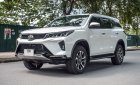 Toyota Fortuner 2021 - Xe màu trắng, nhập khẩu