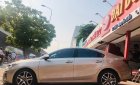 Kia Cerato 2019 - Xe màu vàng cát, giá 605tr