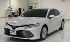 Toyota Camry 2019 - Cần bán lại xe 1 chủ từ đầu, đi giữ gìn, đẹp long lanh, hỗ trợ bank 60-70%, liên hệ giá tốt