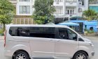 Ford Tourneo 2019 - 12/2019, máy 2.0, số tự động, màu bạc, máy xăng, sản xuất 2019, odo chuẩn 23.900km