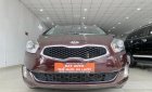 Kia Rondo 2017 - Xe màu đỏ mận bắt mắt