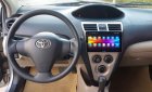 Toyota Vios 2010 - Xe màu bạc số sàn