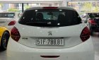 Peugeot 208 2016 - Xe màu trắng, nhập khẩu