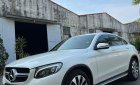 Mercedes-Benz GLC 300 2018 - Cần bán lại xe Mercedes-Benz GLC 300 4Matic sản xuất 2018, màu trắng