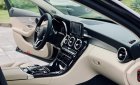 Mercedes-Benz C180 2020 - Đã đi 50km, new gần 100% - Giá lăn bánh 1.469tr