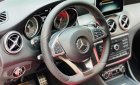 Mercedes-Benz GLA 250 2016 - Màu đỏ giá ưu đãi