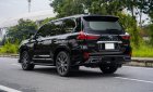 Lexus LX 570 2021 - Màu đen, xe nhập