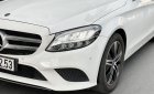 Mercedes-Benz C180 2020 - Màu trắng, nội thất kem