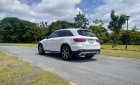 Mercedes-Benz GLC 200 2021 - Xe màu trắng