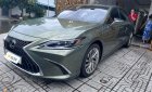 Lexus ES 250 2022 - Màu xanh lục, nhập khẩu nguyên chiếc