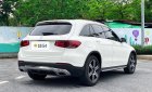 Mercedes-Benz GLC 200 2021 - Cần bán lại xe màu trắng