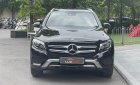 Mercedes-Benz GLC 250 2017 - Màu đen, nội thất kem