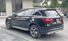 Mercedes-Benz GLC 250 2017 - Màu đen, nội thất kem