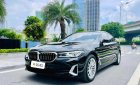 BMW 520i 2021 - Đen, nội thất nâu