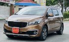 Kia Sedona 2018 - Xe màu nâu xe gia đình